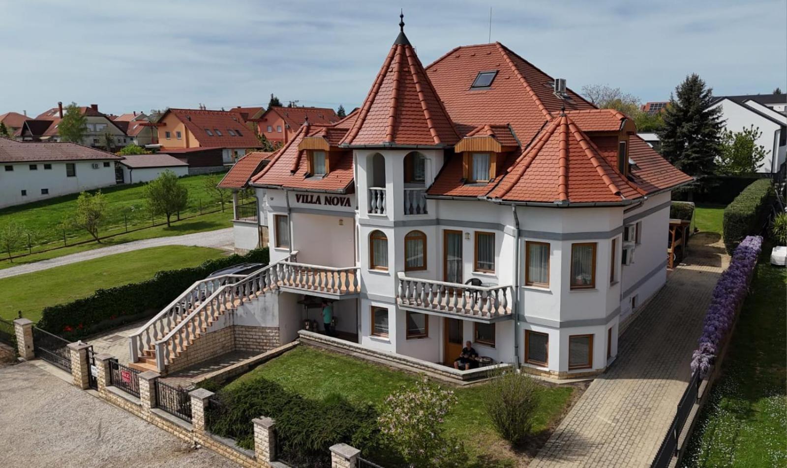 Villa Nova Хевіз Екстер'єр фото